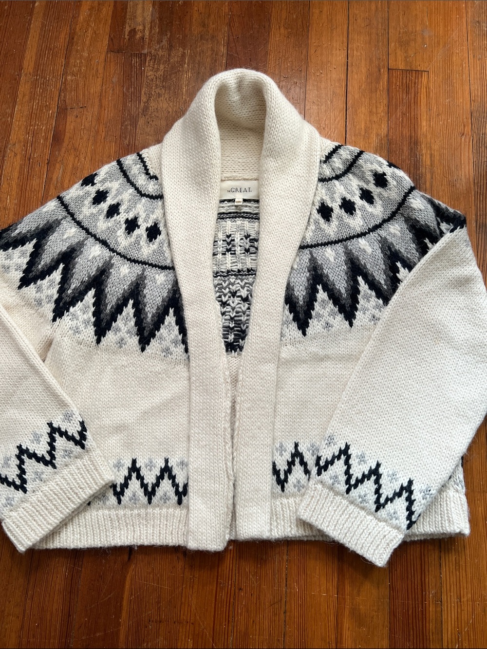 THE GREAT. Ivory and Gray Fair Isle Lodge Cardigan